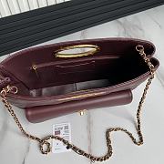 CHANEL | Clutch Lambskin & Gold Plated Metal Burgundy - 3