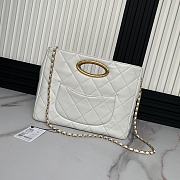 CHANEL | Clutch Lambskin & Gold Plated Metal White - 4