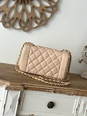 CHANEL | Diana quilted shoulder bag in beige - 6