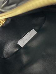 BOTTEGA VENETA | Let's Go Shoulder bag with elongated foldable shape black - 2