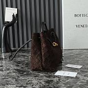 BOTEGA VENETA | Medium Andiamo MXN 108 400 Fondant - 6