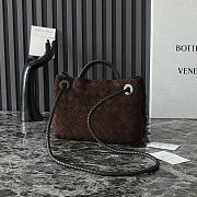 BOTEGA VENETA | Medium Andiamo MXN 108 400 Fondant - 5