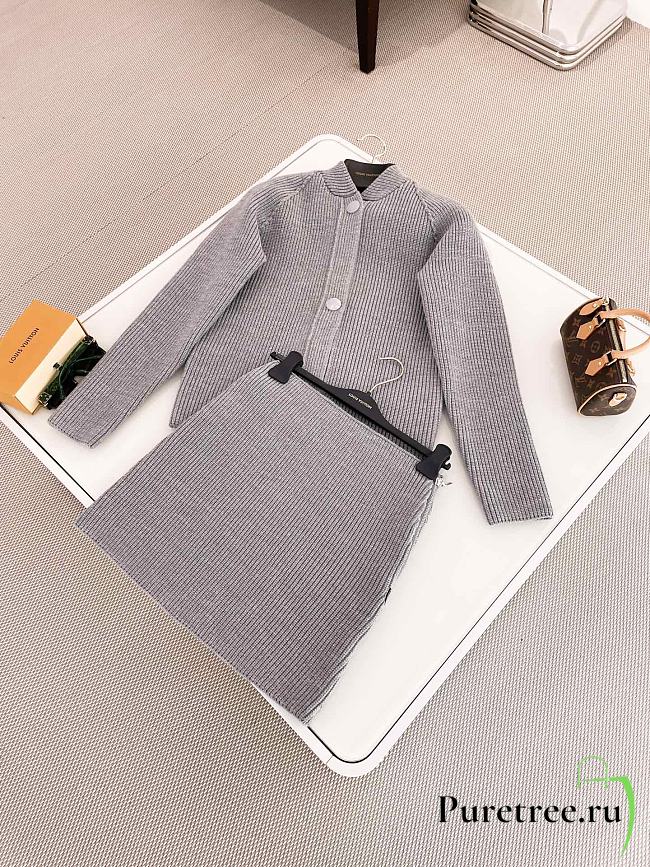 LOUIS VUITTON | 24 Winter Grey Vertical Button Wool Jacket and Skirt Set - 1