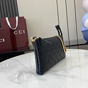 GUCCI | GG Signature Chain Wallet In Black  - 4