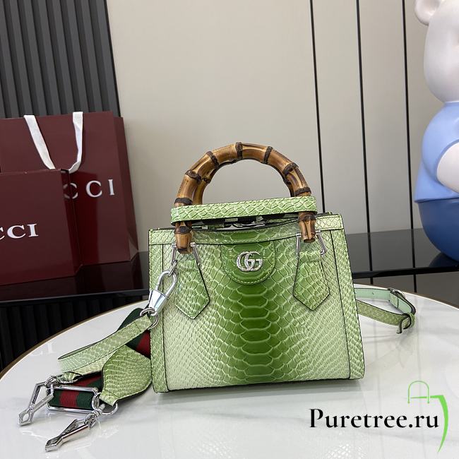 GUCCI | Gucci Diana mini tote bag in green - 1