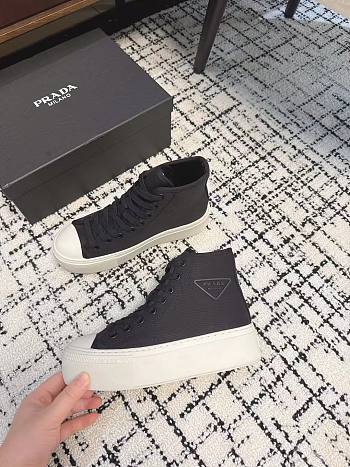 PRADA | Women Sneaker In Black Color