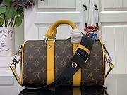 LOUIS VUITTON | Keepall Bandoulière 25 Safran Yellow  - 3