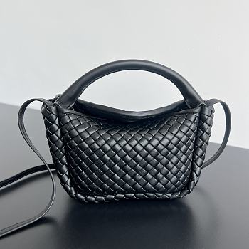 BOTTEGE VENETA | Mini Cobble Handbag In Black