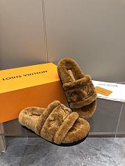 LOUIS VUITTON | Fur Slipper In Brown - 3