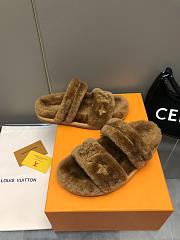 LOUIS VUITTON | Fur Flat Sandals In Brown - 4