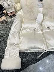 MAX MARA | Short Down Jacket In White - 6