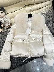 MAX MARA | Short Down Jacket In White - 3