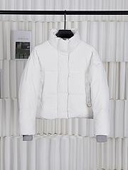 CANADA GOOSE | Junction Enduraluxe Coats & Jackets In White - 1