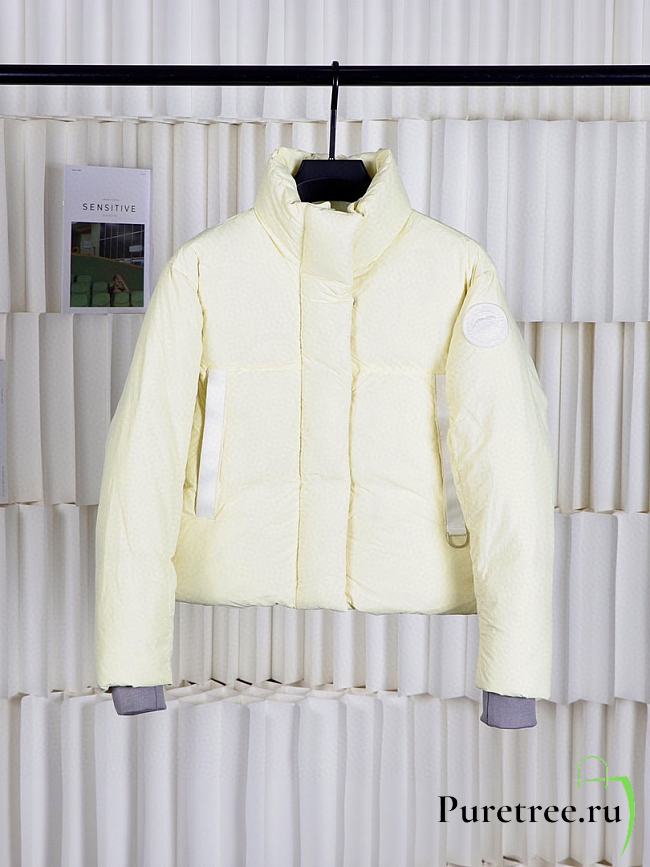 CANADA GOOSE | Junction Enduraluxe Coats & Jackets In Light Yellow - 1