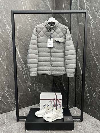 MONCLER | Iseran jacket in gray