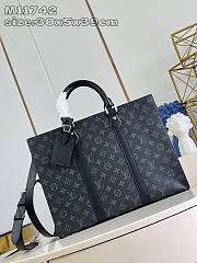 LOUIS VUITTON | Sac Plat Horizontal Zippe Monogram Eclipse - 1