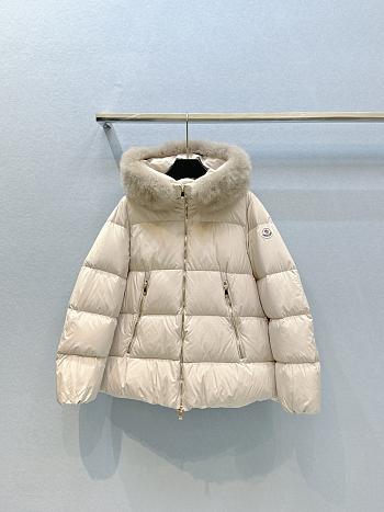 MONCLER | Laichefur Puffer Jacket Beige