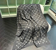 LOUIS VUITTON | Neo Monogram Blanket  - 5