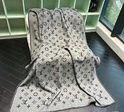 LOUIS VUITTON | Neo Monogram Blanket  - 4