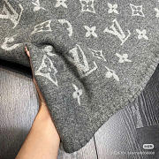 LOUIS VUITTON | Neo Monogram Blanket  - 2