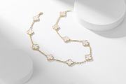 Van Cleef & Arpels | Alhumbra Vintage Necklace Gold Tone In White - 1