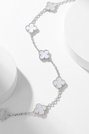 Van Cleef & Arpels | Alhumbra Vintage Necklace Silver Tone In White - 4