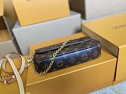 LOUIS VUITTON | Wallet on Chain Ivy Monogram coated canvas - 6