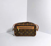 LOUIS VUITTON | Monogram Pochette Cite Shoulder bag - 1