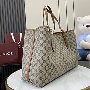 GUCCI | GG Emblem medium tote bag Beige and dark brown new  - 5