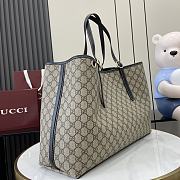 GUCCI | GG Emblem medium tote bag Beige and dark blue new - 4