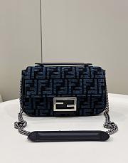 FENDI | Baguette Chain Midi Bag Blue - 1