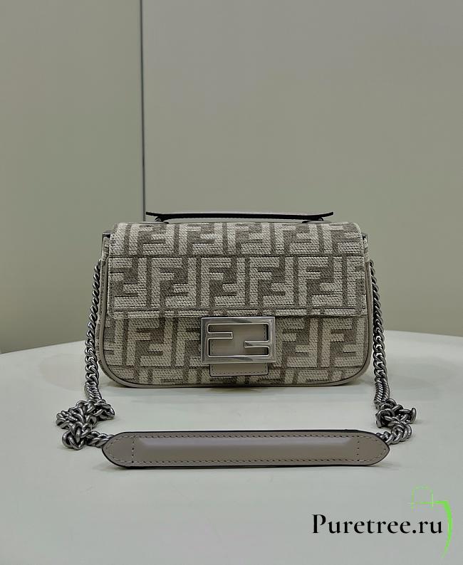 FENDI | Baguette Chain Midi Bag Beige - 1