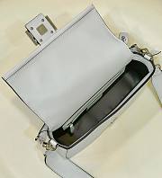 FENDI | Baguette leather Fendi by Marc Jacobs bag white Size 27 cm - 5