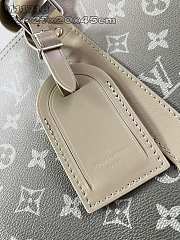 LOUIS VUITTON | Keepall Bandoulière 45 Monogram Gradient - 5