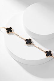 Van Cleef & Arpels | Alhumbra Vintage Necklace Gold Tone In Black - 3