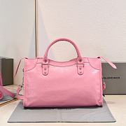 BALENCIAGA | Medium Le City tote bag in pink - 4