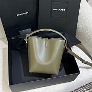 YSL | LE 37 small in shiny leather green - 6