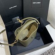 YSL | LE 37 small in shiny leather green - 4