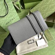 GUCCI | GG Marmont Wallet On Chain In Gray - 3