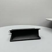 JACQUEMUS | La Petite Pochette Logo Plaque Shoulder Bag Black - 4