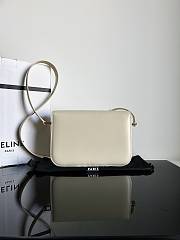 CELINE | Teen Triomphe Bag in shiny calfskin Cream - 4