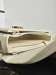 CELINE | Teen Triomphe Bag in shiny calfskin Cream - 3