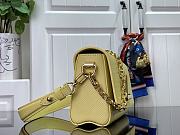 LOUIS VUITTON | Twist West Pochette Epi cowhide with grain yellow - 6