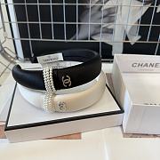 CHANEL | pearl headband in black/white - 5