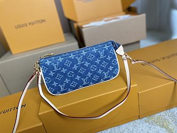 LOUIS VUITTON | Pochette Accessoires Denim