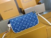 LOUIS VUITTON | Pochette Accessoires Denim - 5