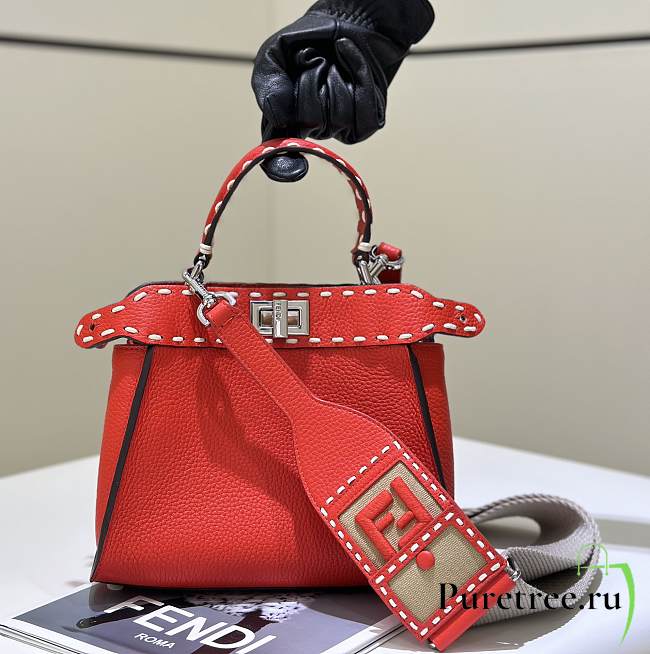 FENDI | Peekaboo's iconic handbag red - 1