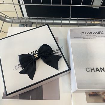 CHANEL | Hairclip in Black 03