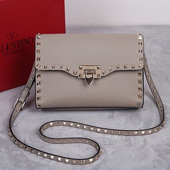 VALENTINO | Garavani small Rockstud shoulder bag