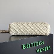 BOTTEGE VENETA | Small Lauren 1980 clutch in padded white - 3